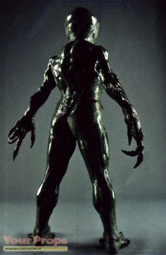 Altered-Alien-Creature-Hero-Costume-2