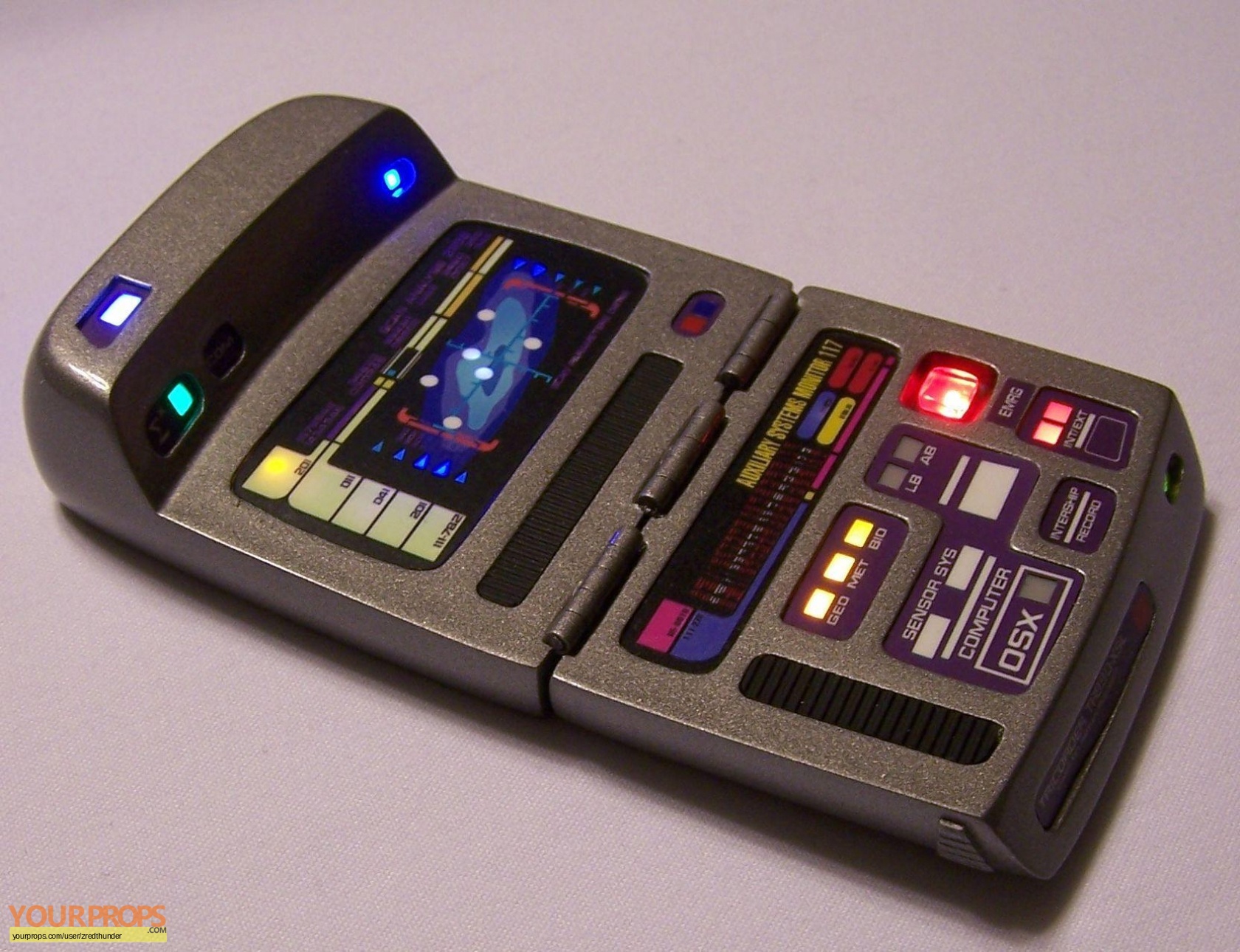 Star Trek: Voyager Hero Science Endgame Tricorder replica TV series prop