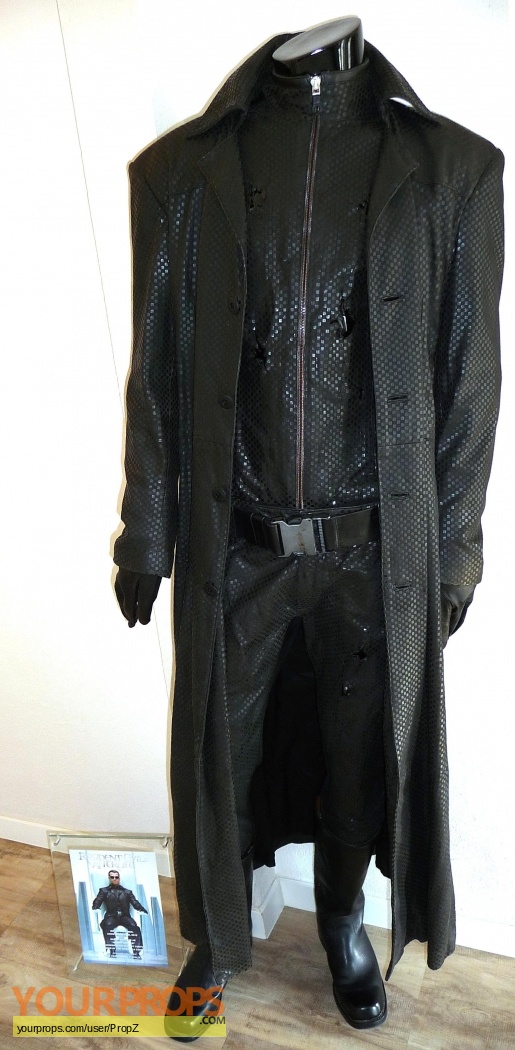 Resident Evil: The Final Chapter Resident Evil: The Final Chapter Wesker (Shawn Roberts) Movie Costumes original movie costume