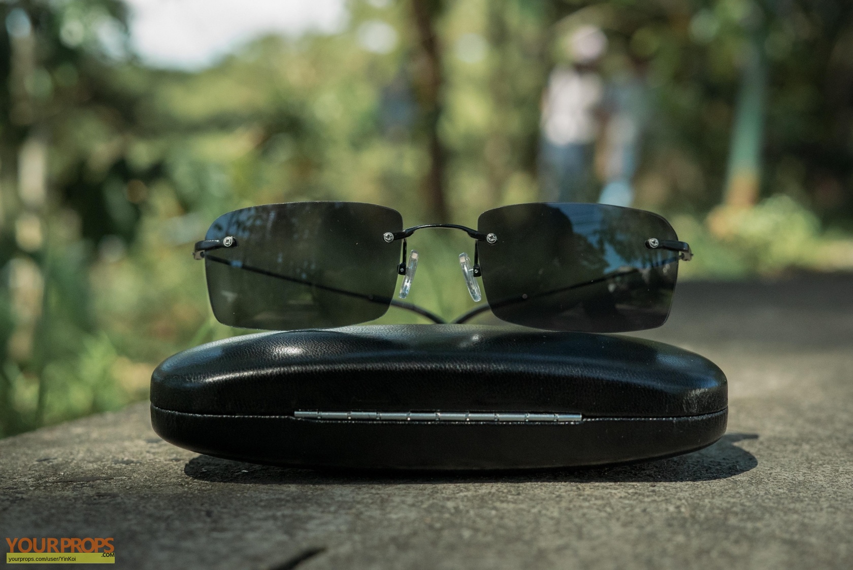 Discover more than 184 matrix agent sunglasses